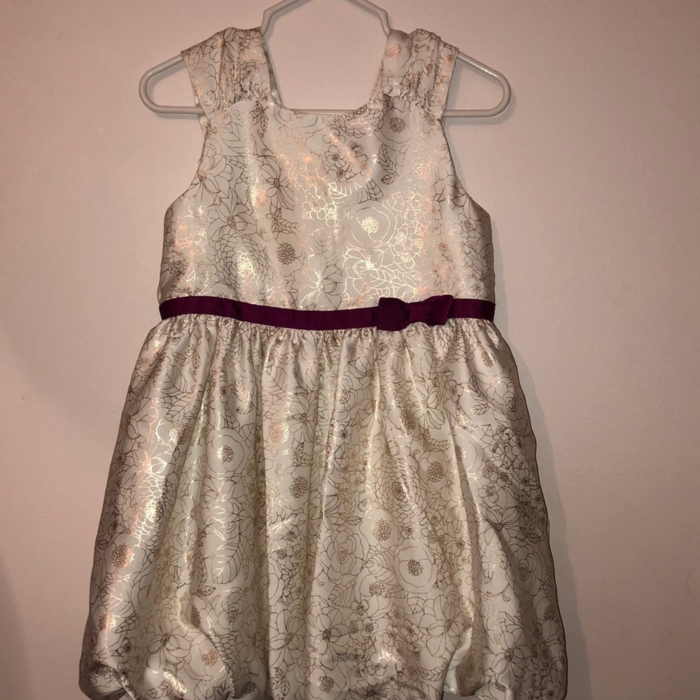 Cherokee party gold flower print burgundy bow